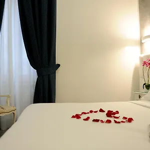 Easyrome 3*, Roma Italia